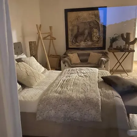 Bed & Breakfast Casa Di L'ortu 4*